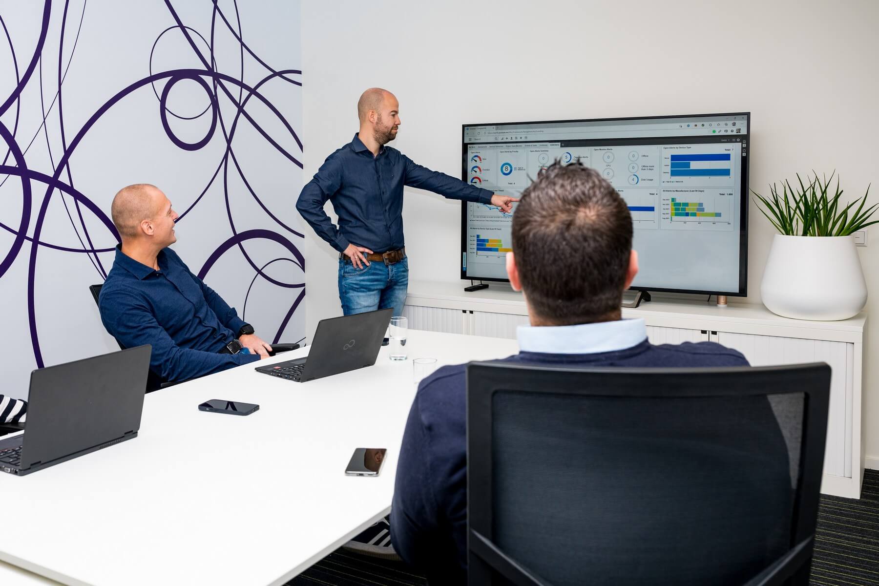 Logo complex ict landscape